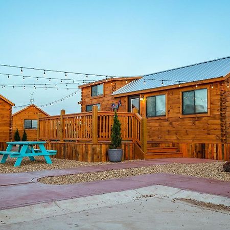 The Big Texan - Cabins And Wagons Amarillo Buitenkant foto