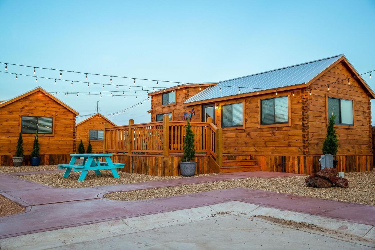 The Big Texan - Cabins And Wagons Amarillo Buitenkant foto